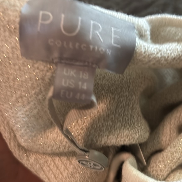 Pure Collection Natural Linen Cotton
Sparkle Rose Top - Picture 9 of 9